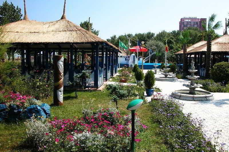 Queen Vera 3* Mamaia