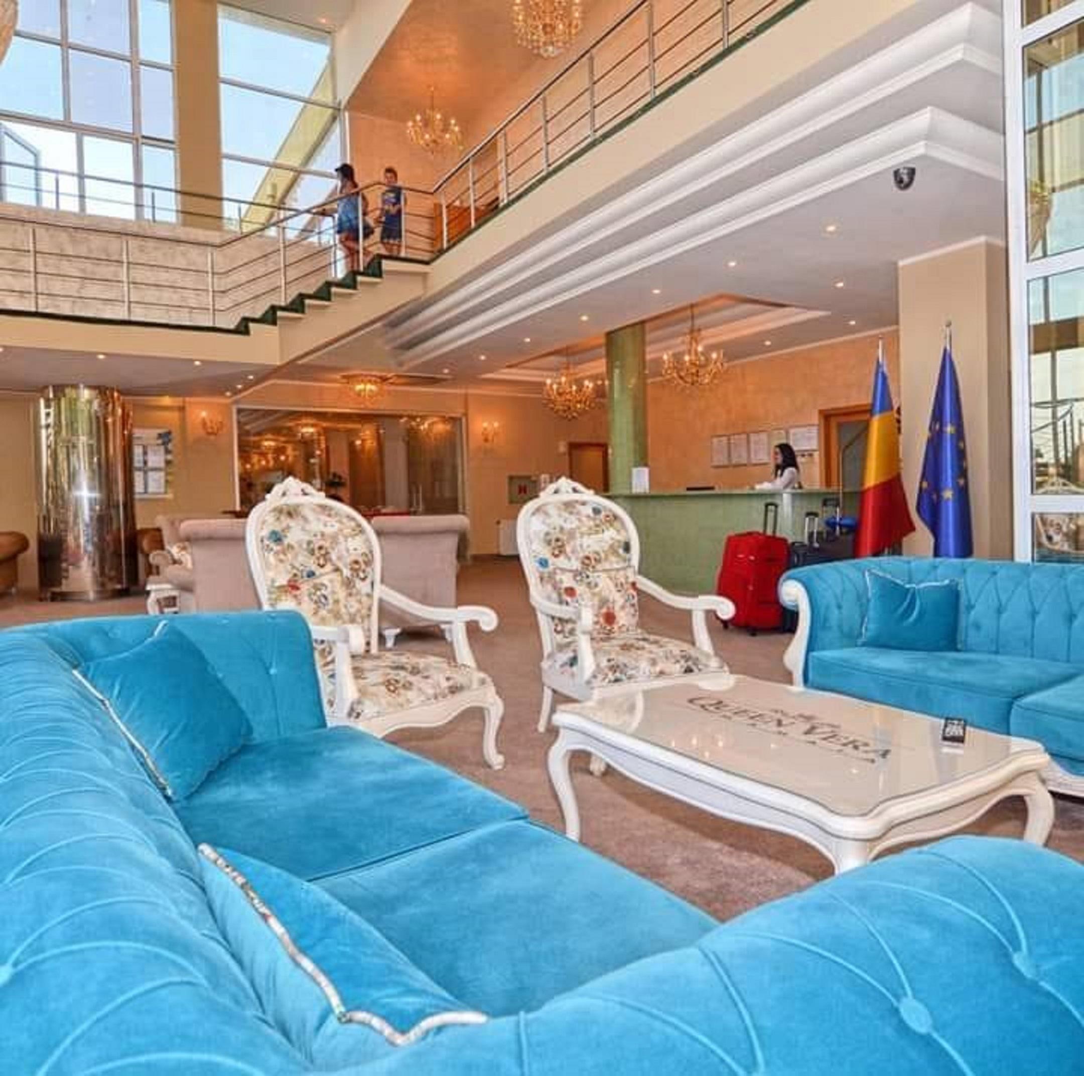 Queen Vera Hotel Mamaia