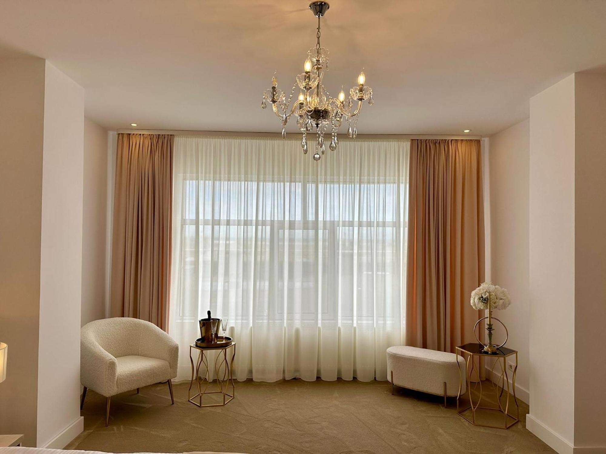 Queen Vera Hotel Mamaia