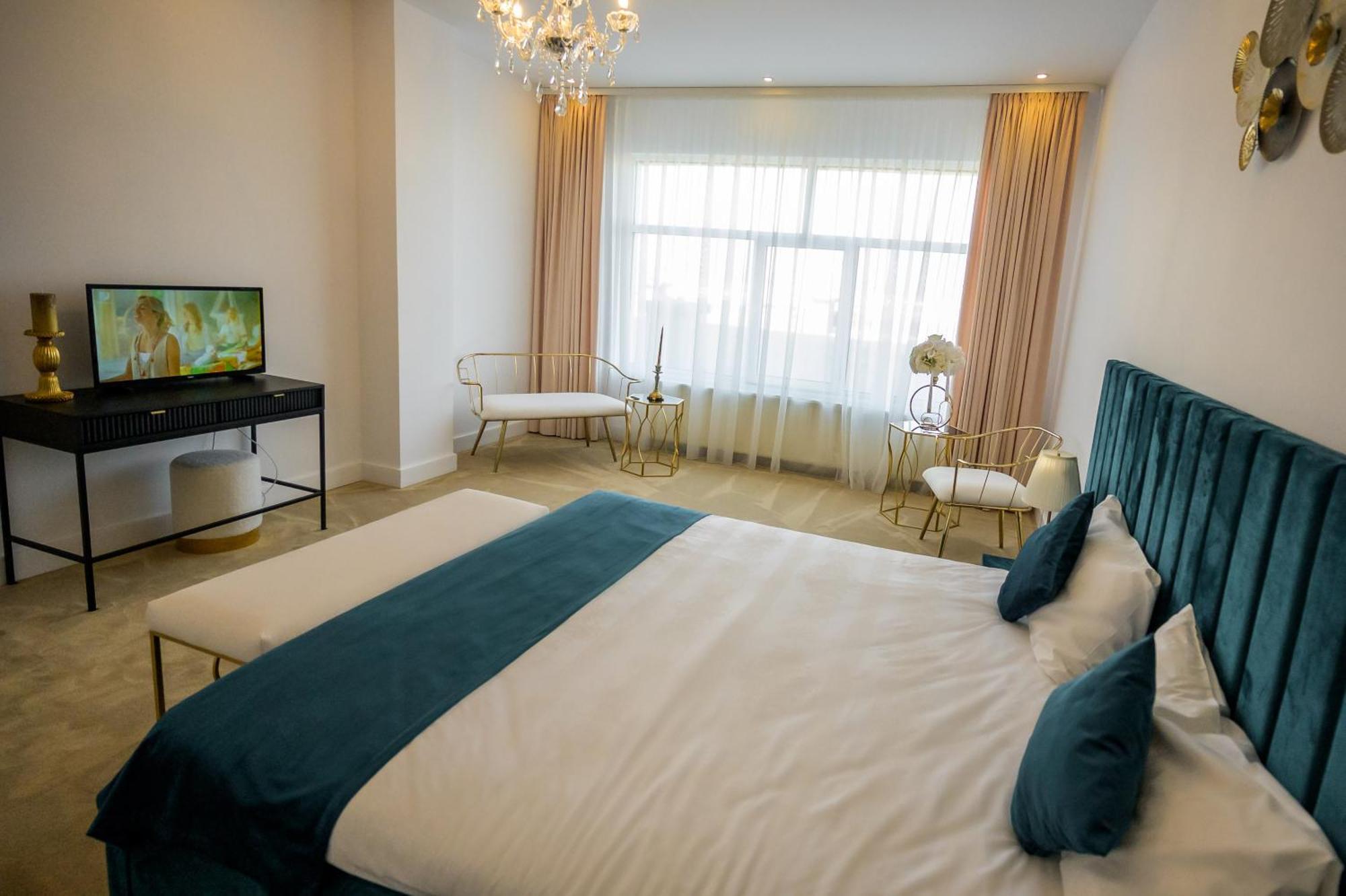 Queen Vera 3* Mamaia