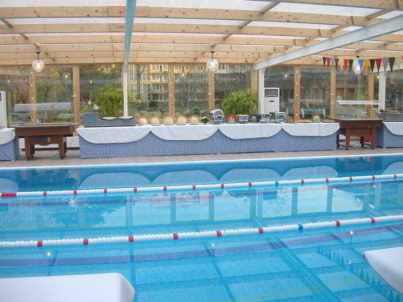Hotel Queen Vera Mamaia